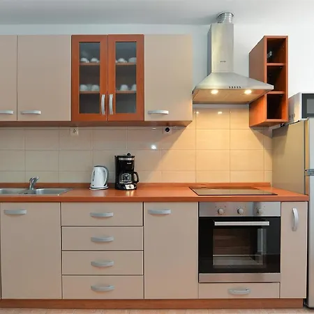 Für 4 Personen Ca 60 Qm In červar-porat, Istrien Istrische Riviera Apartamento Poreč