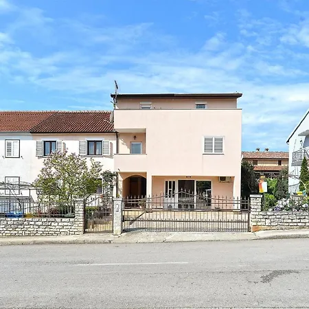 Für 4 Personen Ca 60 Qm In červar-porat, Istrien Istrische Riviera Apartamento Poreč