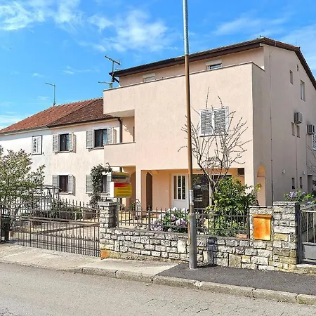 Apartamento Für 4 Personen Ca 60 Qm In červar-porat, Istrien Istrische Riviera *
